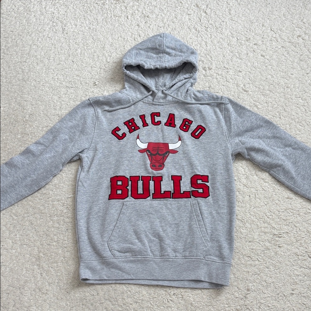 ! Boys Chicago Bulls Gray Hoodie